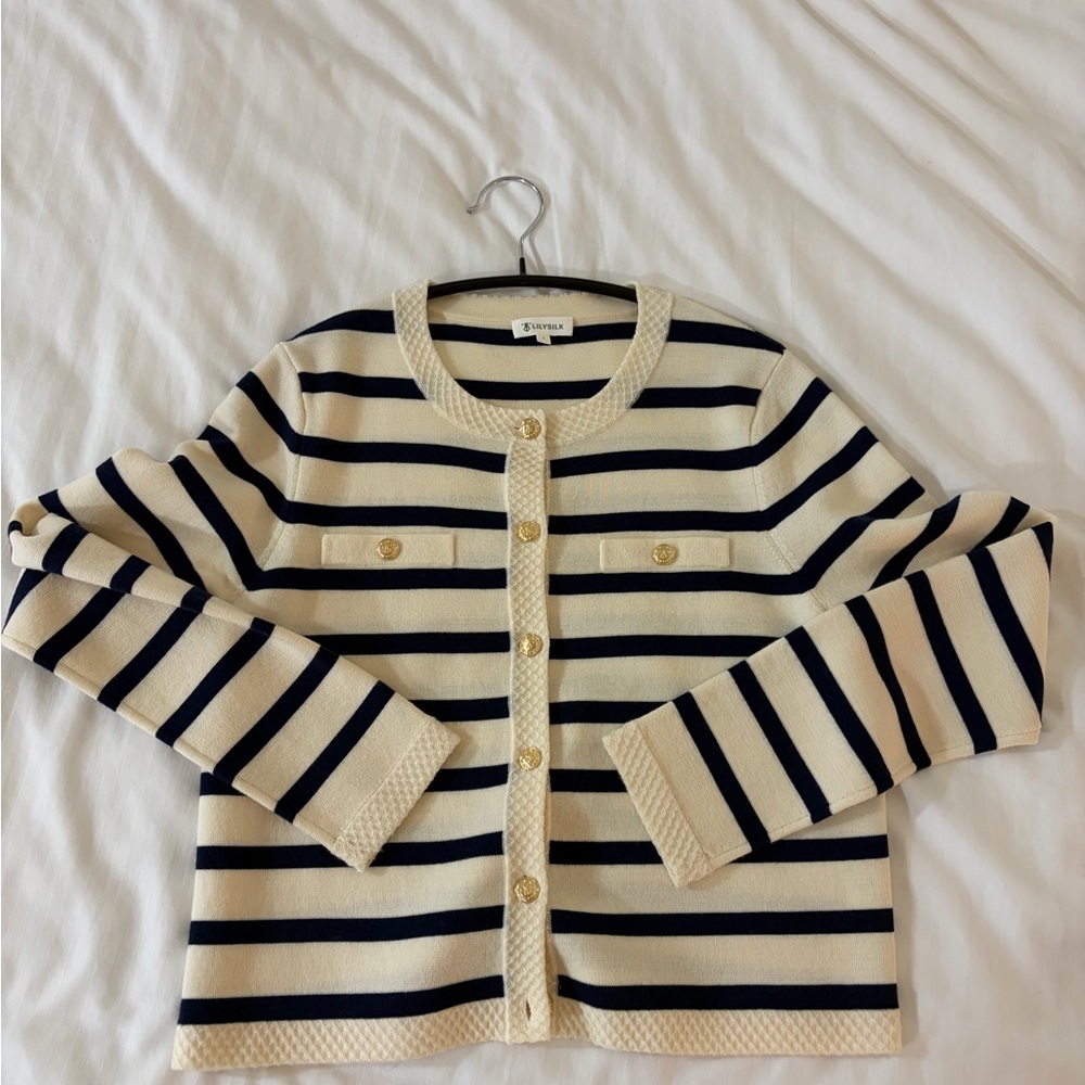Like new Lilysilk 100% wool jacket